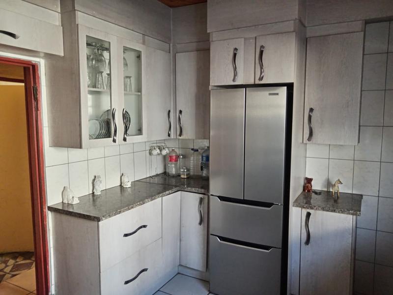 3 Bedroom Property for Sale in Thabong Free State